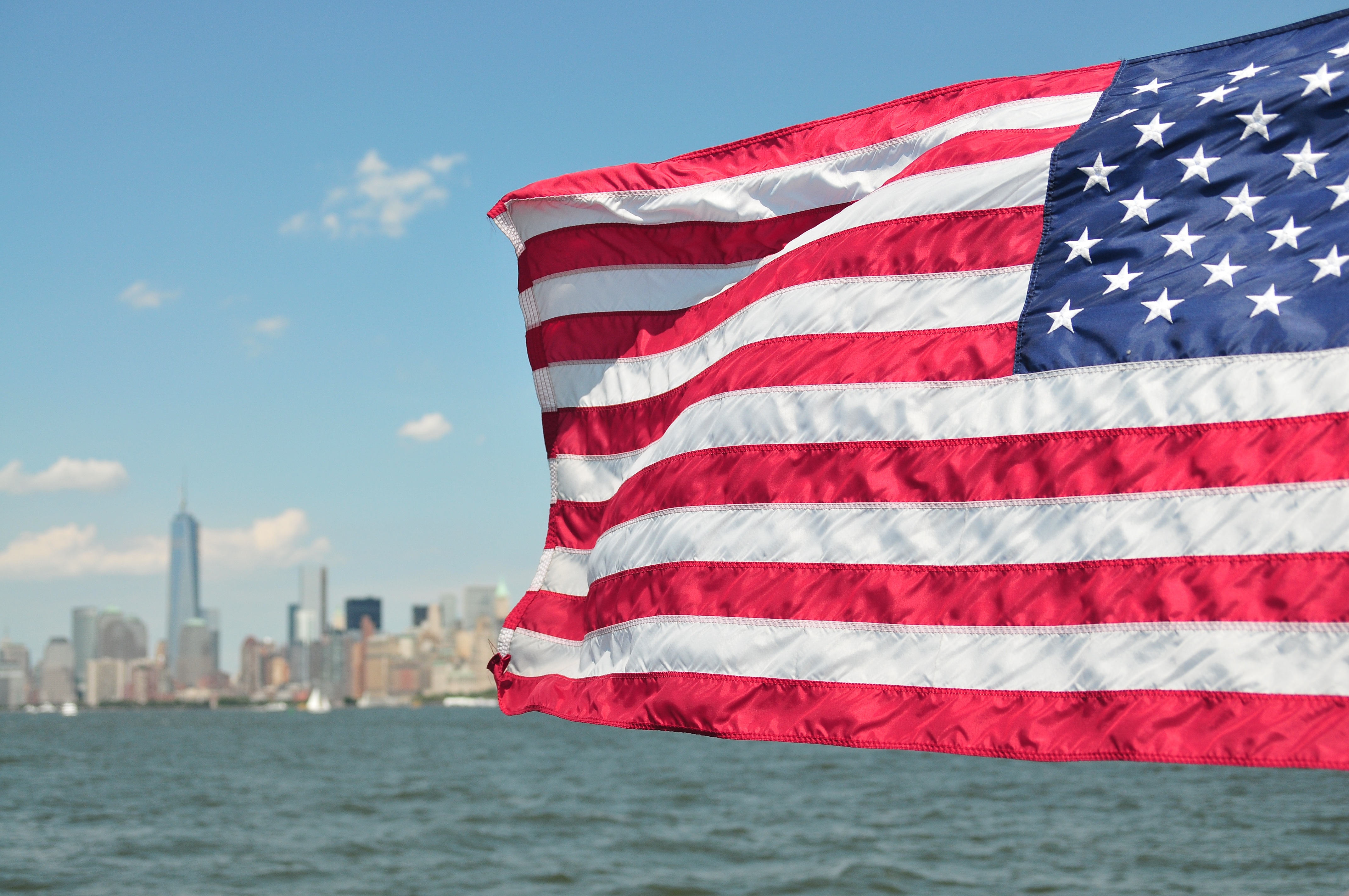 Соединенные штаты америки. Соединённые штаты Америки флаг. Флаг США New York. Флаг Нью-Йорка. Соединённые штаты Америки, штат Нью-Йорк, Нью-Йорк.